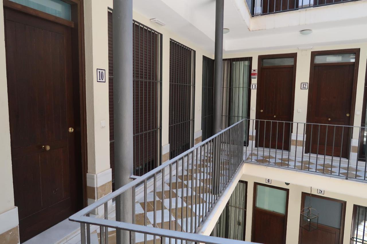 J & E Malaga Center Apartamentos Exteriör bild